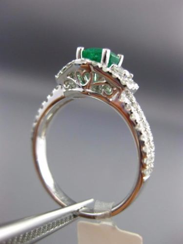 ESTATE 1.22CT DIAMOND & AAA EMERALD 14KT WHITE GOLD HALO SQUARE ENGAGEMENT RING