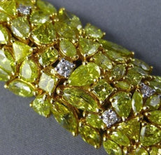 ESTATE MASSIVE 35.46CT WHITE & FANCY YELLOW DIAMOND 18KT WHITE GOLD 3D BRACELET