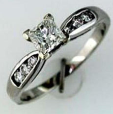 .60CT DIAMOND 14KT WHITE GOLD 3D CLASSIC ROUND & PRINCESS FRIENDSHIP LOVE RING