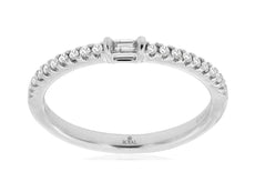 ESTATE .16CT DIAMOND 14KT WHITE GOLD 3D ROUND & BAGUETTE CLASSIC LOVE RING
