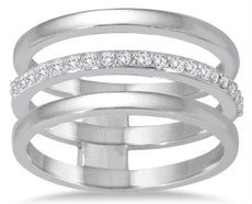 ESTATE .20CT DIAMOND 14KT WHITE GOLD 3D CLASSIC 3 ROW SHARED PRONG FUN RING