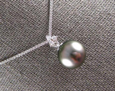 .06CT DIAMOND & AAA TAHITIAN PEARL 14KT WHITE GOLD FLORAL STAR FLOATING PENDANT