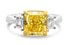 GIA 4.15CT WHITE & FANCY YELLOW DIAMOND PLATINUM & 18KT YELLOW GOLD ENGAGEMENT