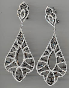 LARGE 4.35CT DIAMOND 18KT WHITE GOLD FILIGREE TEAR DROP FLORAL HANGING EARRINGS