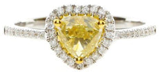 .80CT WHITE & FANCY YELLOW DIAMOND 18KT 2 TONE GOLD HEART SHAPE ENGAGEMENT RING