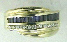 1.05CT DIAMOND & AAA SAPPHIRE 14KT YELLOW GOLD ROUND & BAGUETTE ANNIVERSARY RING