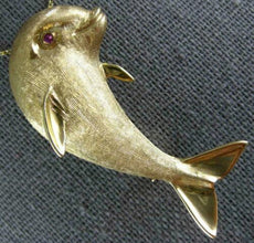 ANTIQUE LARGE AAA RUBY 14KT YELLOW GOLD HAPPY DOLPHIN BROOCH PIN PENDANT #2106
