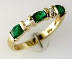 .80CT DIAMOND & AAA EMERALD 14KT YELLOW GOLD 3D OVAL & ROUND ANNIVERSARY RING