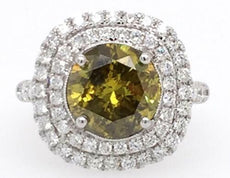 4.56CT WHITE & FANCY YELLOW DIAMOND 18KT WHITE GOLD ROUND HALO ENGAGEMENT RING