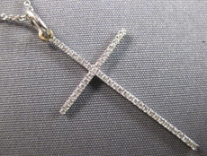 ESTATE .13CT DIAMOND 14KT WHITE GOLD 3D CLASSIC CROSS FLOATING PENDANT