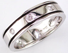 ESTATE .12CT DIAMOND 14KT WHITE GOLD 3D ROUND THREE STONE ETOILE MENS RING