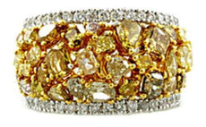 5.52CT MULTI COLOR DIAMOND 18KT 2 TONE GOLD MULTI SHAPE CLUSTER ANNIVERSARY RING