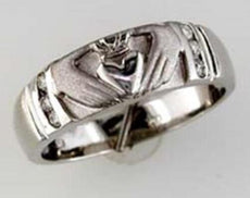 ESTATE .11CT DIAMOND 14KT WHITE GOLD 3D CLASSIC UNISEX CLADDAGH FUN LOVE RING
