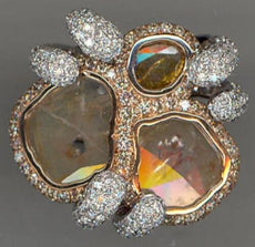 4.34CT WHITE & FANCY YELLOW SLICED DIAMOND 18KT 2 TONE GOLD 3D MULTI SHAPE RING