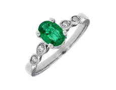.88CT DIAMOND & AAA EMERALD 14KT WHITE GOLD OVAL & ROUND BEADED FRIENDSHIP RING