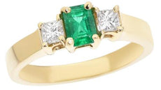 1.04CT DIAMOND & AAA EMERALD 14KT YELLOW GOLD 3D 3 STONE SQUARE ENGAGEMENT RING