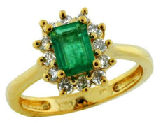 1.42CT DIAMOND & AAA EMERALD 14KT YELLOW GOLD 3D EMERALD CUT & ROUND FLOWER RING