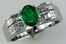 .95CT DIAMOND & AAA EMERALD 14KT WHITE GOLD 3D OVAL ROUND & BAGUETTE FUN RING