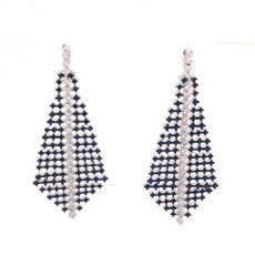 3.54CT DIAMOND & AAA SAPPHIRE 18KT WHITE GOLD TRIANGULAR KITE HANGING EARRINGS