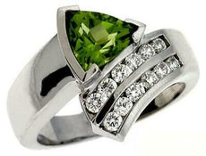 1.66CT DIAMOND & AAA PERIDOT 14KT WHITE GOLD TRILLION & ROUND CRISS CROSS RING