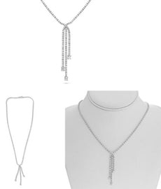 2.21CT DIAMOND 14KT WHITE GOLD ROUND & OVAL 3 STONE PAST PRESENT FUTURE NECKLACE