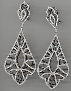 LARGE 4.35CT DIAMOND 18KT WHITE GOLD FILIGREE TEAR DROP FLORAL HANGING EARRINGS