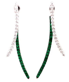 1.21CT DIAMOND & AAA EMERALD 18KT WHITE GOLD V SHAPE DOUBLE BAR HANGING EARRINGS
