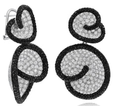 17.35CT WHITE & BLACK DIAMOND 18KT WHITE GOLD DOUBLE HEART LOVE HANGING EARRINGS