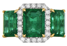 13.27CT DIAMOND & AAA EMERALD 18KT 2 TONE GOLD SQUARE & ROUND 3 STONE HALO RING