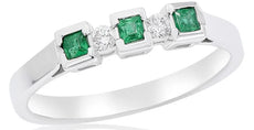 .25CT DIAMOND & AAA EMERALD 18KT WHITE GOLD 3D ROUND & PRINCESS 5 STONE FUN RING