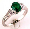 ESTATE .90CT DIAMOND & AAA EMERALD 14KT WHITE GOLD 3D OVAL & ROUND FUN RING