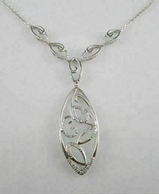ANTIQUE 18KT WHITE LEAF DROP FILIGREE DIAMOND NECKLACE