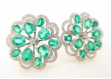 LARGE 5.15CT DIAMOND & AAA EMERALD 18KT WHITE GOLD 3D OVAL & ROUND STUD EARRINGS