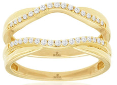 0.20CT DIAMOND 14KT YELLOW GOLD 3D CLASSIC V INSERT WEDDING ANNIVERSARY RING