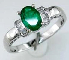 .80CT DIAMOND & AAA EMERALD 14KT WHITE GOLD OVAL & BAGUETTE FRIENDSHIP LOVE RING