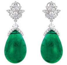 LARGE 40.06CT DIAMOND & AAA EMERALD 18KT WHITE GOLD PEAR SHAPE & ROUND EARRINGS