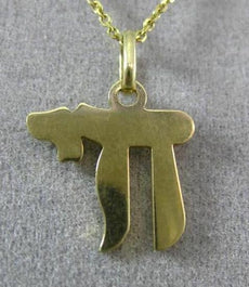ESTATE SMALL 14KT YELLOW GOLD CLASSIC CHAI LIFE FLOATING PENDANT & CHAIN #24991
