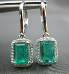 ESTATE 2.30CT DIAMOND & AAA EMERALD 14KT WHITE GOLD SQUARE HALO HANGING EARRINGS