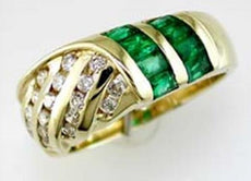 1.60CT DIAMOND & AAA EMERALD 14KT YELLOW GOLD ROUND & PRINCESS CHANNEL FUN RING
