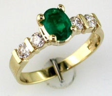 1.25CT DIAMOND AAA EMERALD 14KT YELLOW GOLD OVAL & ROUND 5 STONE ENGAGEMENT RING