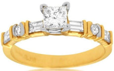 ESTATE .93CT PRINCESS ROUND & BAGUETTE DIAMOND 14KT YELLOW GOLD ENGAGEMENT RING