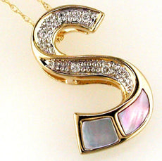 ESTATE .03CT DIAMOND & AAA MOTHER OF PEARL 14KT YELLOW GOLD 3D S INITIAL PENDANT