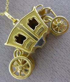 ANTIQUE LARGE 18KT YELLOW GOLD HANDCRAFTED PRINCESS CHARIOT CHARM PENDANT #26183