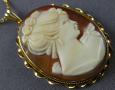 ANTIQUE LARGE 14KT YELLOW GOLD 3D CLASSIC HANDCRAFTED LADY CAMEO PENDANT #24044