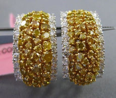 ESTATE LARGE 4.50CT WHITE & INTENSE FANCY DIAMOND 18KT TWO TONE GOLD EARRINGS