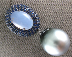 5.75CT AAA BLUE CHALCEDONY & SAPPHIRE & PEARL 18KT BLACK GOLD 3D FLOWER PENDANT