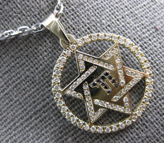 .58CT WHITE & BLACK DIAMOND 14KT WHITE GOLD STAR OF DAVID CHAI CIRCULAR PENDANT