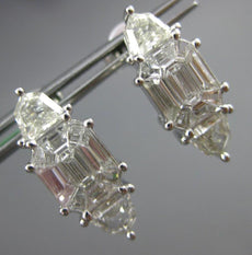 LARGE 1.73CT DIAMOND 18KT WHITE GOLD CLUSTER EMERALD & KITE CUT HANGING EARRINGS