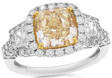 4.20CT WHITE & FANCY YELLOW DIAMOND 18KT 2 TONE GOLD 3D CUSHION ENGAGEMENT RING