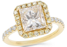 2.73CT WHITE & FANCY YELLOW DIAMOND 18KT YELLOW GOLD SQUARE HALO ENGAGEMENT RING